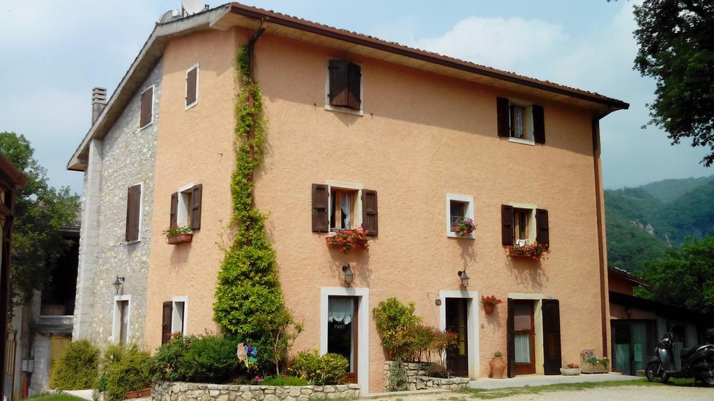 Agriturismo La Part 圣奇诺·迪·蒙塔尼亚 外观 照片